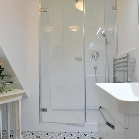 Bed & Breakfast Galerie 3*